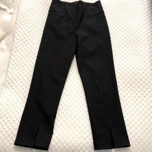 Athleta Wander black slim stretch crop pant. Size 8